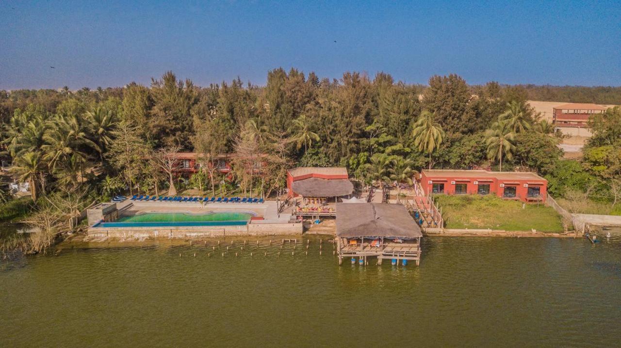 Hotel Le Trarza Niaga Exterior photo