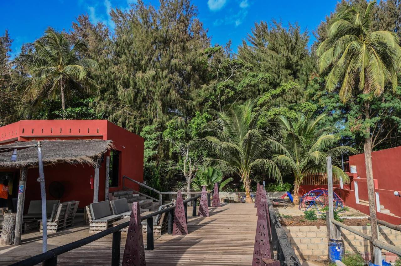 Hotel Le Trarza Niaga Exterior photo